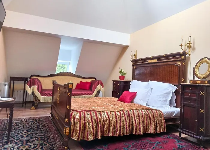 بيت ضيافة графа إلفيف